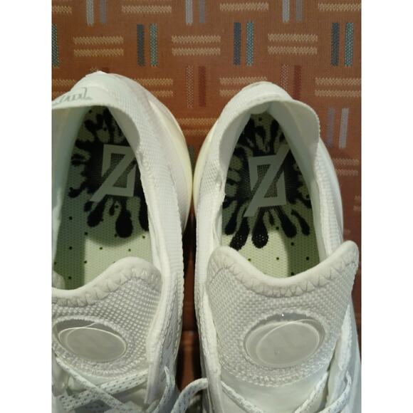 New Men's 11.5 Adidas Adizero Electric Speed Juice Football Cleats, White Siver - Picture 9 of 9